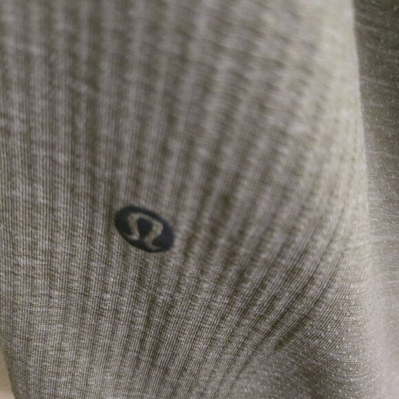 Lululemon Metal Vent Tech Shirt Sleeve Shirt Heathered Green Size M - Picture 8 of 8
